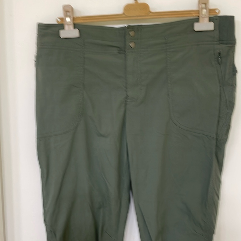 Athleta Trekkie pants, size 14